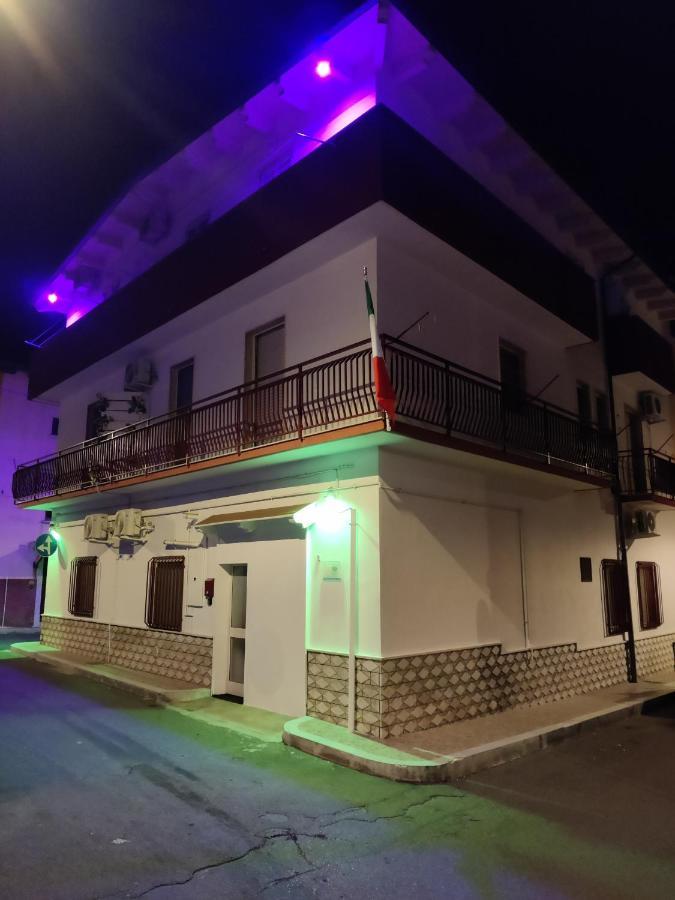Vila Casa Planet Montalbano Ionico Exteriér fotografie